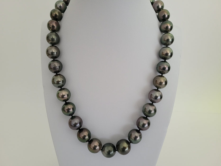 Tahiti Pearls 12-15 mm Natural Dark Color and High Luster - Only at  The South Sea Pearl