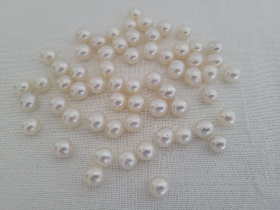 Wholesale Lot White South Sea Pearls 9-10 mm, 61 pcs of Very High Luster - Only at  The South Sea Pearl